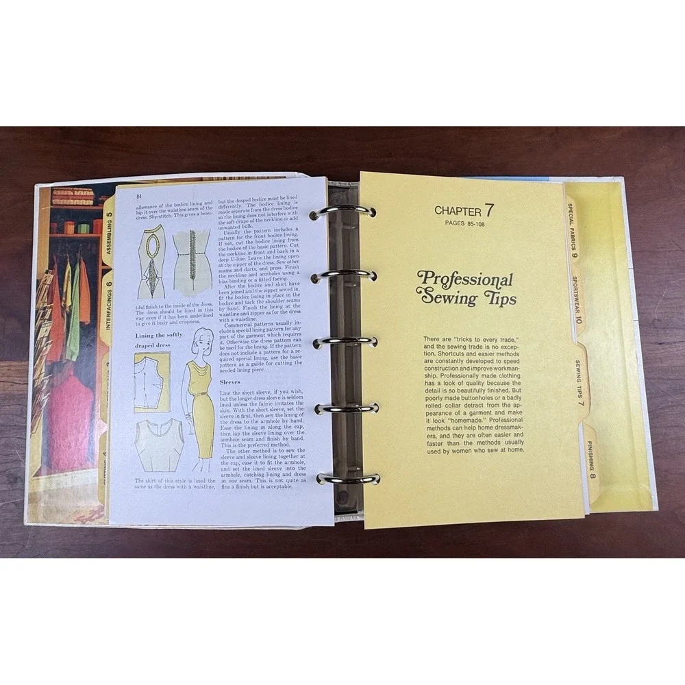 Vintage Better Homes And Gardens Sewing Book 1970 5 Ring Binder complete